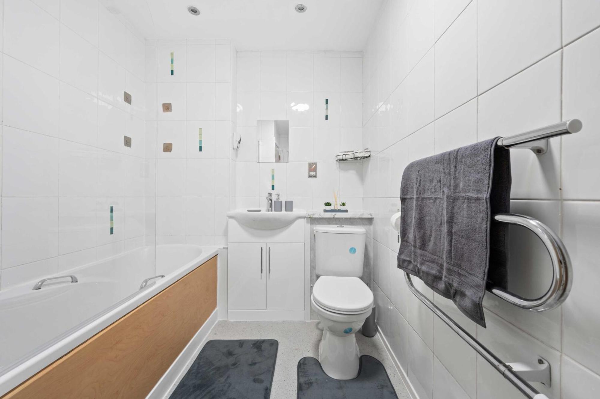 Modern 2bed Northern Quarter, Long Stays, Contractors * Manchester